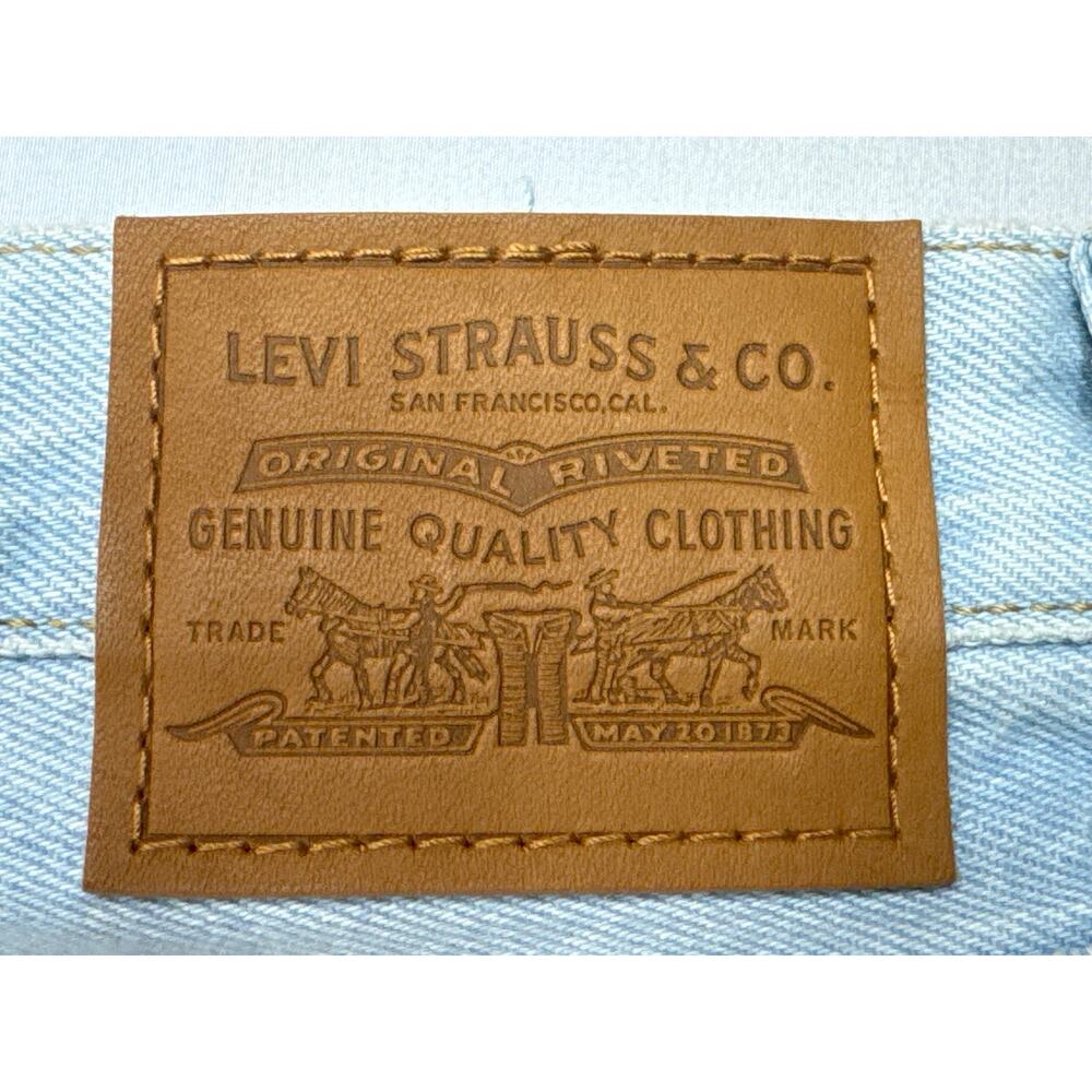 Levi's Women's Button Fly Ribcage Straight Ankle Blue Jeans - Size 27x27 (28x27) - Picture 4 of 8